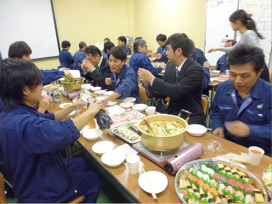 【食事会】これが仲の良さの秘訣です